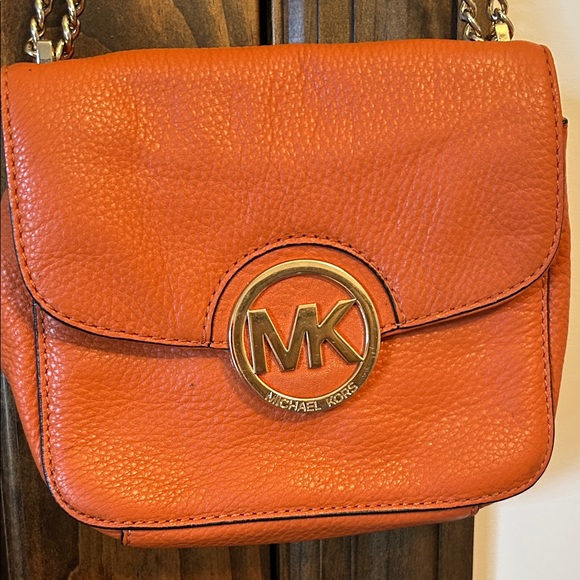 Michael Kors Tangerine Crossbody Bag with Chain Strap - Picture 5 of 16